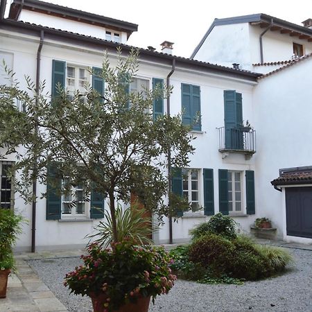 Villa Maghetti - Modernized Flat In Historic Palazzo In The Center Of ルイーノ エクステリア 写真