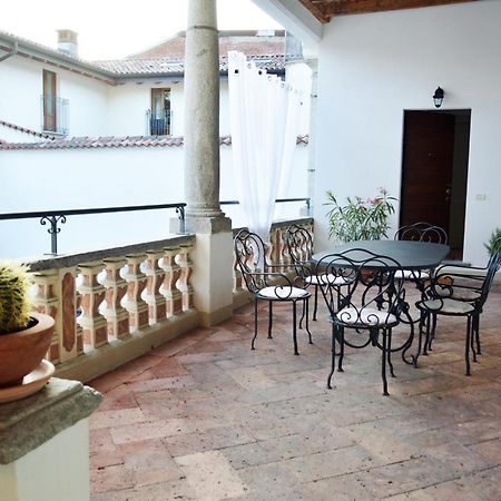 Villa Maghetti - Modernized Flat In Historic Palazzo In The Center Of ルイーノ エクステリア 写真