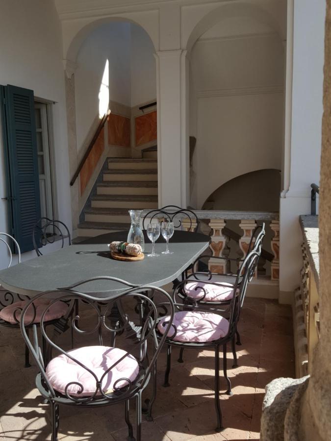 Villa Maghetti - Modernized Flat In Historic Palazzo In The Center Of ルイーノ エクステリア 写真