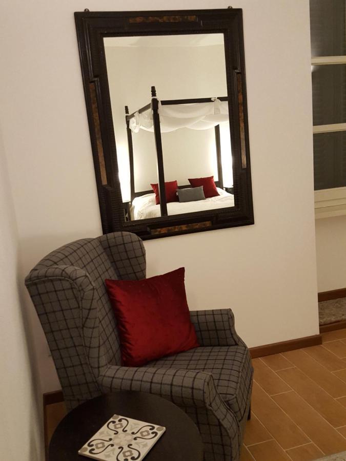 Villa Maghetti - Modernized Flat In Historic Palazzo In The Center Of ルイーノ エクステリア 写真