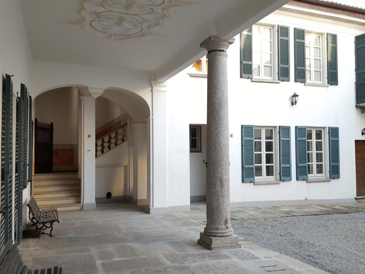 Villa Maghetti - Modernized Flat In Historic Palazzo In The Center Of ルイーノ エクステリア 写真
