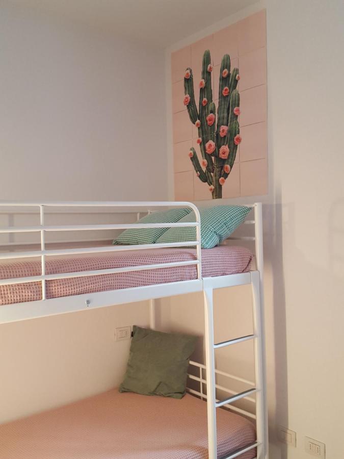 Villa Maghetti - Modernized Flat In Historic Palazzo In The Center Of ルイーノ エクステリア 写真